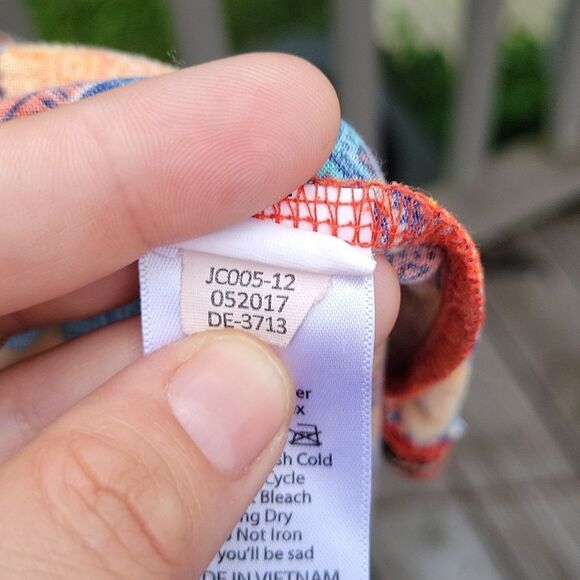 Lularoe
Disney shirt   - Picture 5 of 6